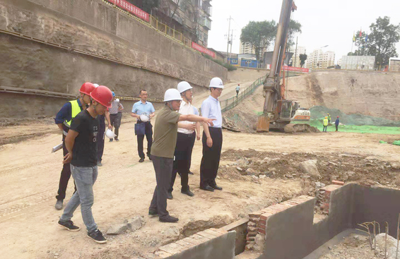 西北师大校领导实地察看北校区教师公寓建设进展情况